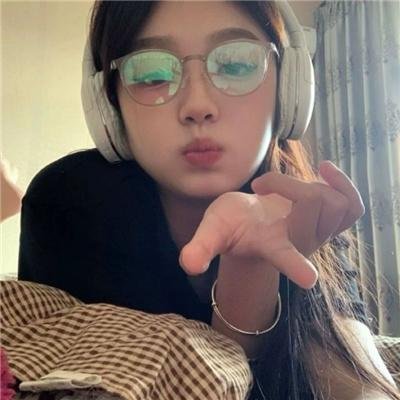 铁汉艳娃